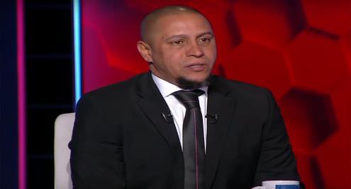 روبيرتو كارلوس: أتابع الكرة المصرية من مدريد.. الحظ حسم السوبر.. وأبو جبل الأفضل